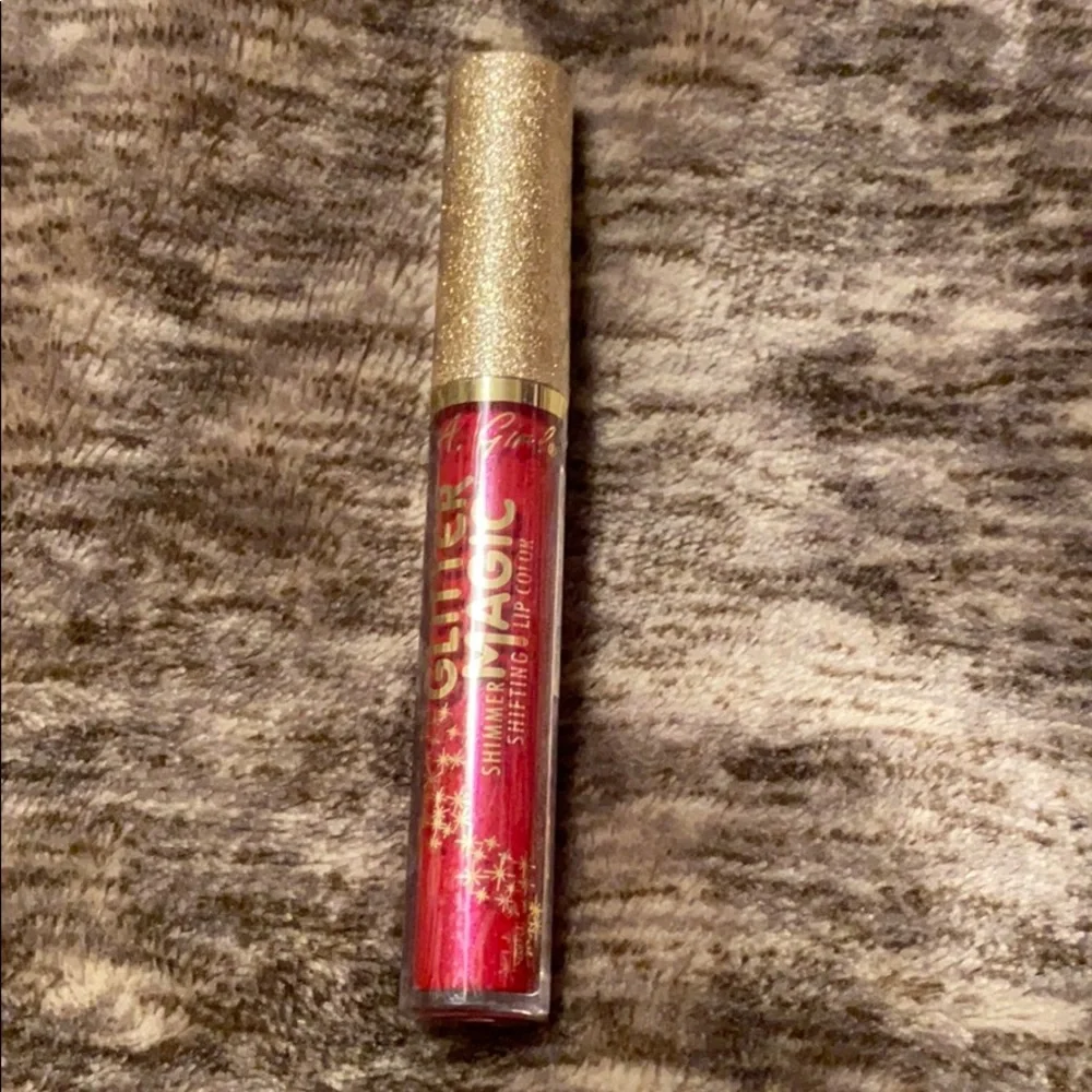 ♥️Glitter Magic Shimmer Shifting‎ Lip Color♥️
